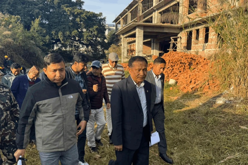 पोखरा स्वास्थ्य विज्ञान प्रतिष्ठानको भवन निर्माण अलपत्र, अस्पताल निर्माणलाई बन्धक राख्नु हुँदैन :कुलमान घिसिङ