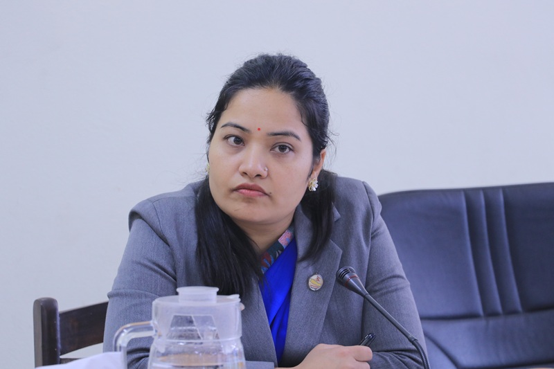 Government Employees Political Warning