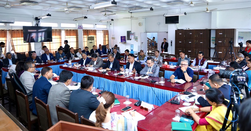 मौद्रिक नीतिमा राष्ट्र बैंकको स्वायत्तता कायम राख्न पूर्वगभर्नरहरूको सुझाव
