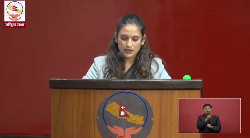 ‘ब्लु बस’ महिलाको सुरक्षाका लागि आवश्यक पहल, विभाजन वा प्रचारको नीति होइन : मन्त्री बादी