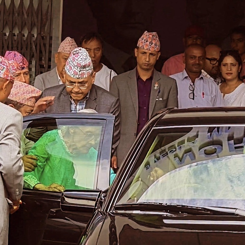 पूर्वबडामहारानी रत्नराज्यलक्ष्मी शाह नर्भिक अस्पतालबाट डिस्चार्ज, पूर्वराजपरिवारका सदस्यहरू स्वागतका लागि पुगे