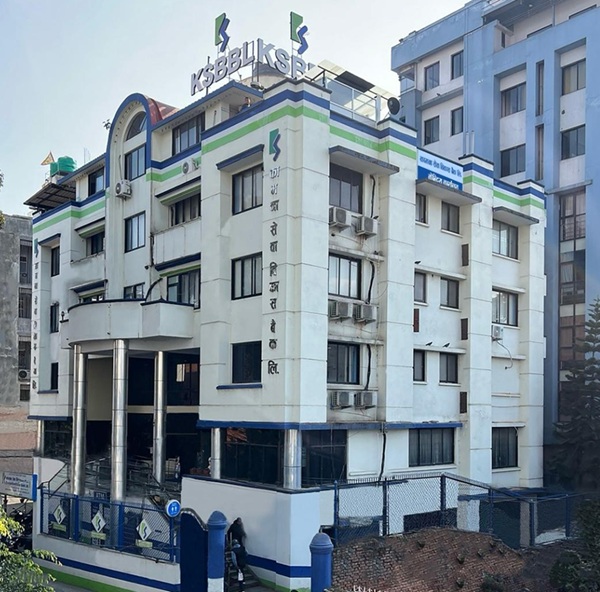 रसुवा बाढी प्रभावितका लागि कामना सेवा विकास बैंक र कर्मचारीद्धारा २५ लाख सहयोग