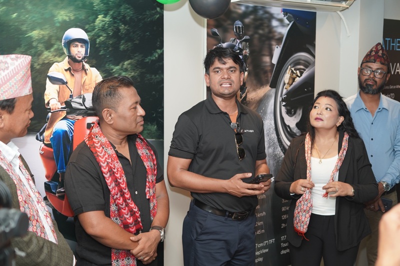 Ather Nepal Dharan मा १३औँ Experience Center विस्तार गर्दै, देशव्यापी Electric Mobility Network थप मजबुत बनाउँदै