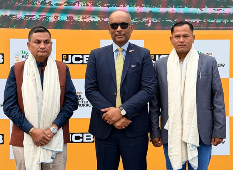 जेसीबी इन्डियाद्वारा भोटेकोशी बाढी उद्धारमा खटिएका नेपाली ग्राहकहरूको सम्मान