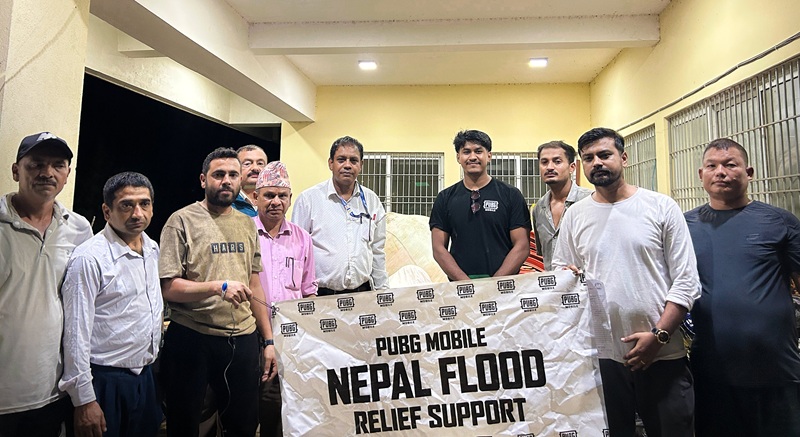 पब्जी मोबाइल नेपालद्वारा बाढी प्रभावित नुवाकोट र रसुवाका परिवारलाई राहत सामग्री हस्तान्तरण
