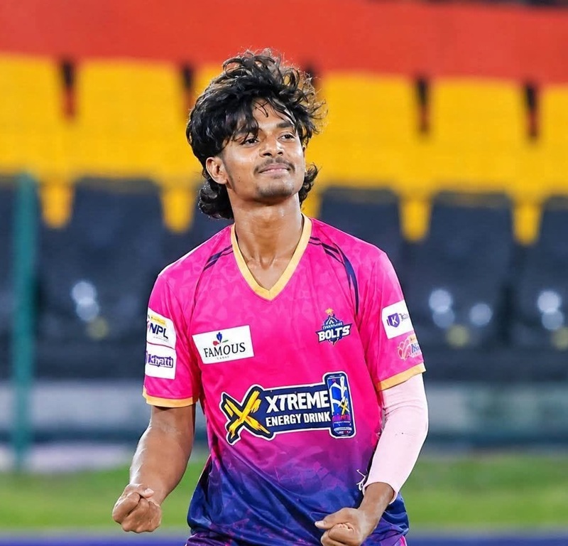 एनपीएलमा १६ वर्षीय राहुलको चमत्कार: पहिलो ओभरमै विकेट, कप्तान हरमितले गरे तारिफ